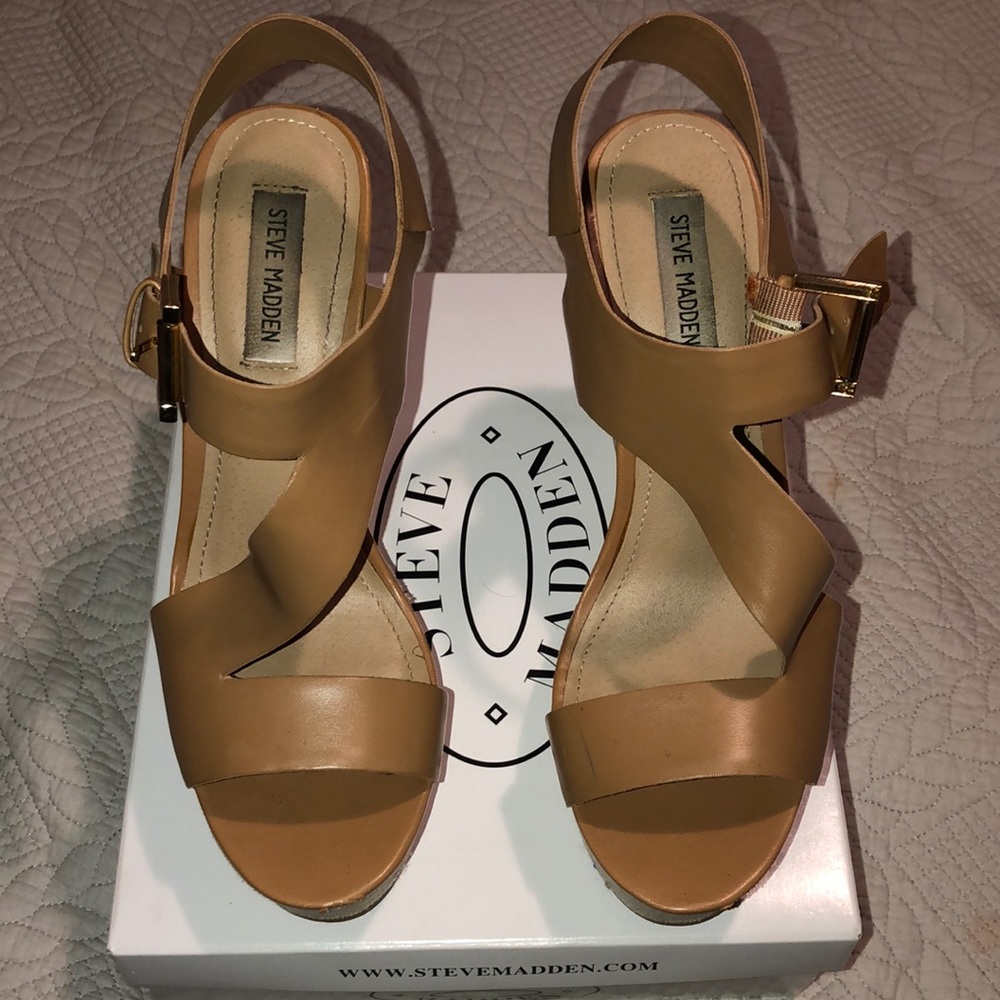 Steve Madden Wedges - Picture 1 of 3